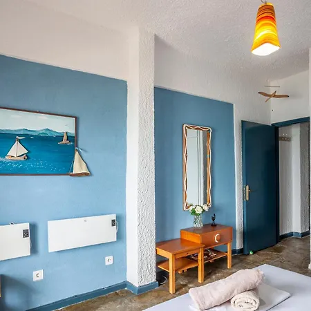 Apartamento Rafaella Sea View 2 *