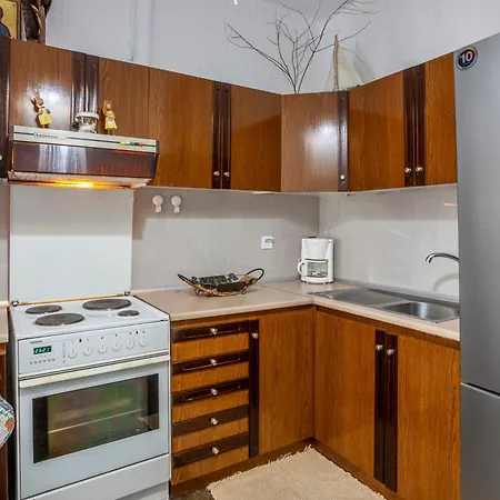 Apartamento Rafaella Sea View 2 *